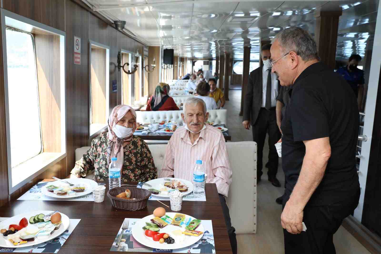 ŞEHİT AİLELERİ UNUTULMADI